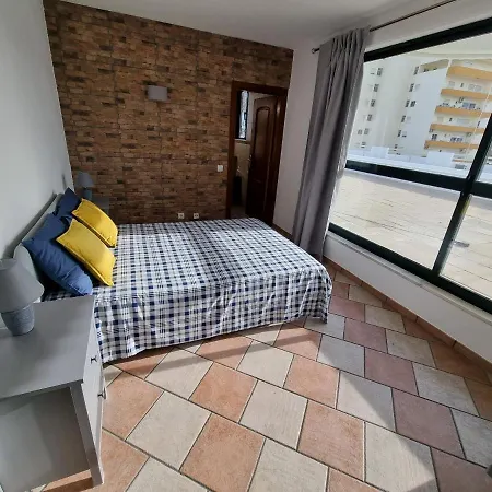 Com 3 Quartos Em Frente A Apartment Portimao