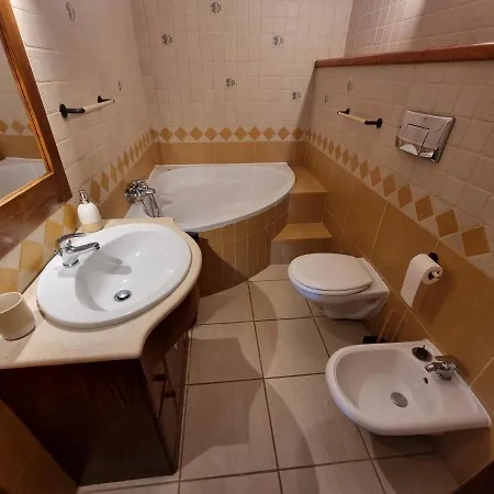 Com 3 Quartos Em Frente A Apartmán Portimão