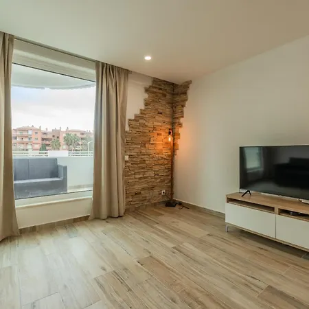 Apartment Com 3 Quartos Em Frente A Portimao