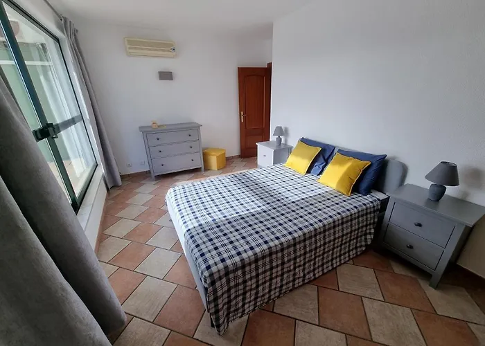 Appartamento Com 3 Quartos Em Frente A